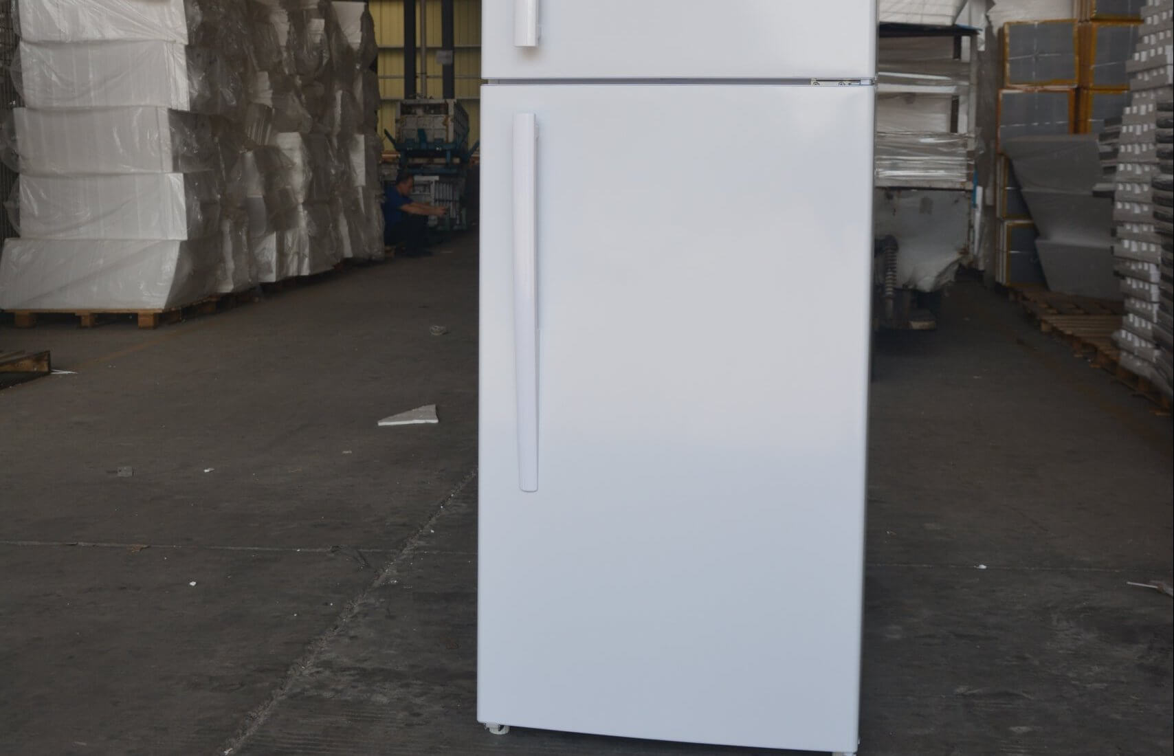Smeta solar powered top freezer fridge TDT-225U
