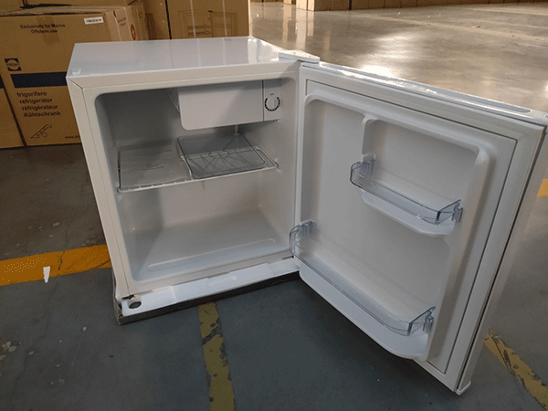 Smeta small refrigerator TSF-48D6_Bulk photo Open