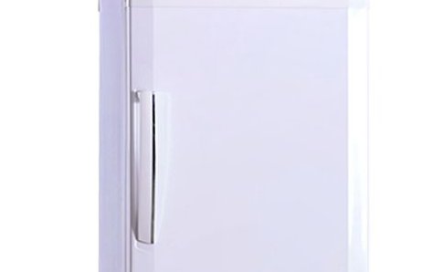 Smeta 280L White Upright Freezer | Gripped handle