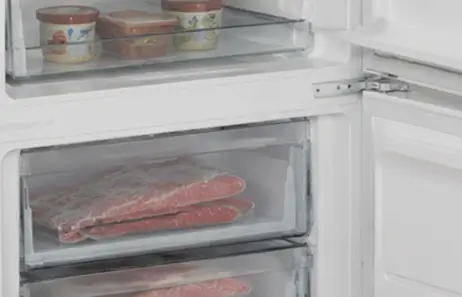 Enhanced Freshness Protection with VIP Technology | Smeta no frost fridge freezer