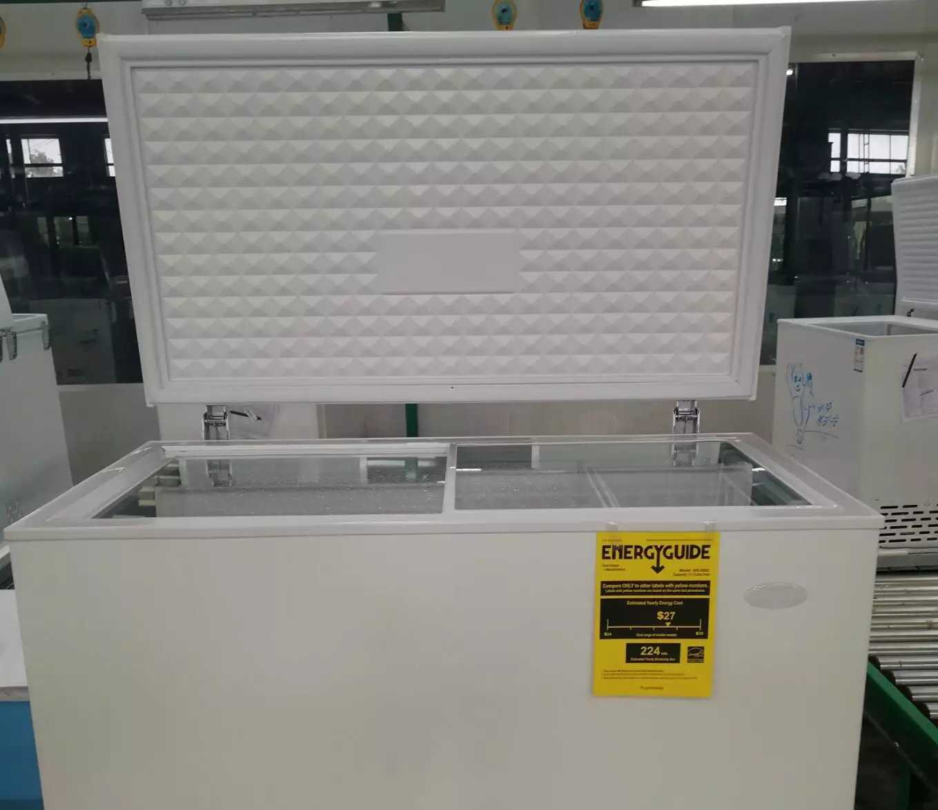 5 Cu. Ft deep chest freezer with removable storage basket