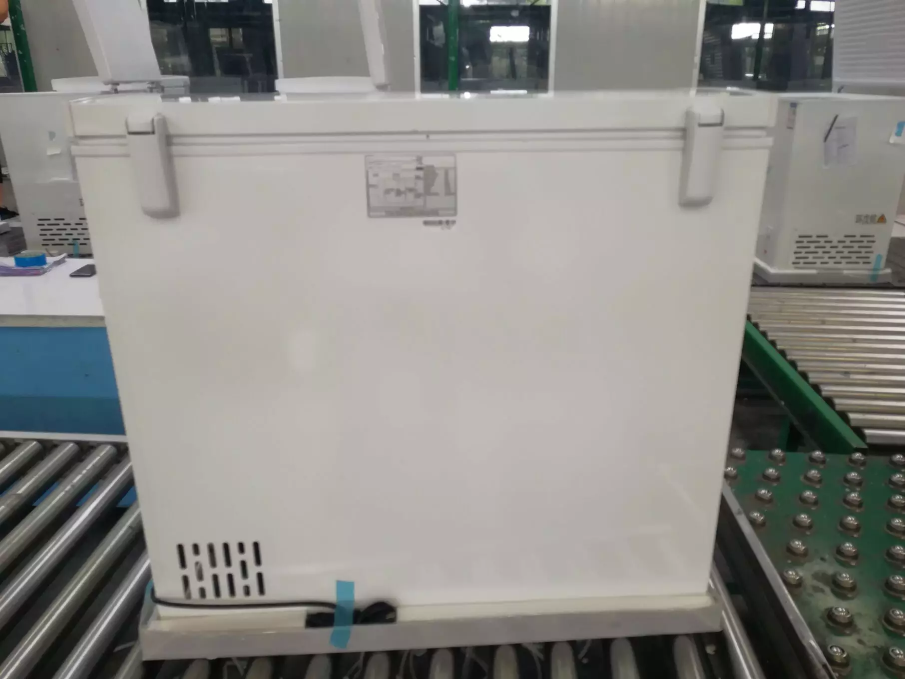 5 Cu. Ft deep chest freezer with removable storage basket