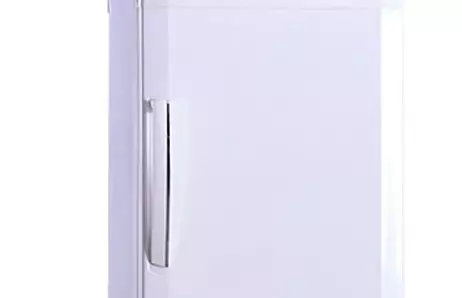 Smeta 280L White Upright Freezer | Gripped handle
