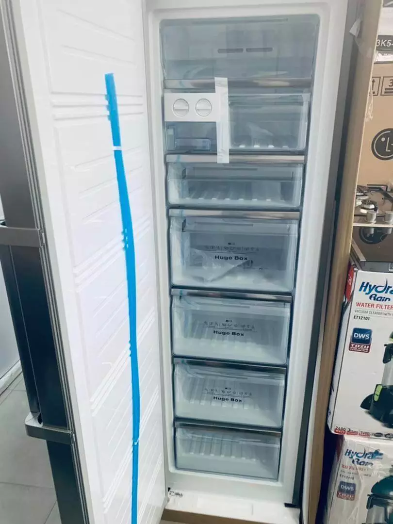 Smeta single door fridge_Bulk photo